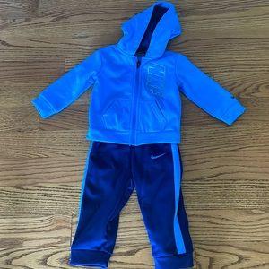 Toddler boy Nike set!